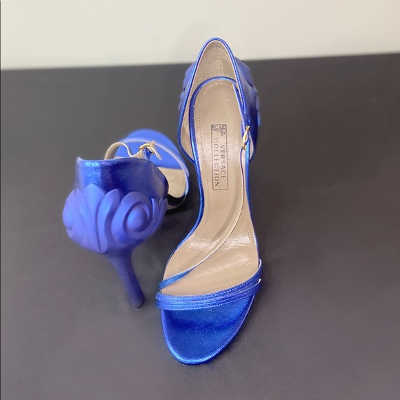 Versace D’orsay Sandals. Versace Collection - Picture 3 of 3